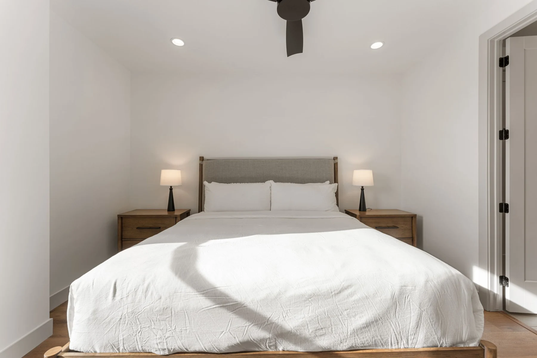Isle 64 king bed with neutral linens