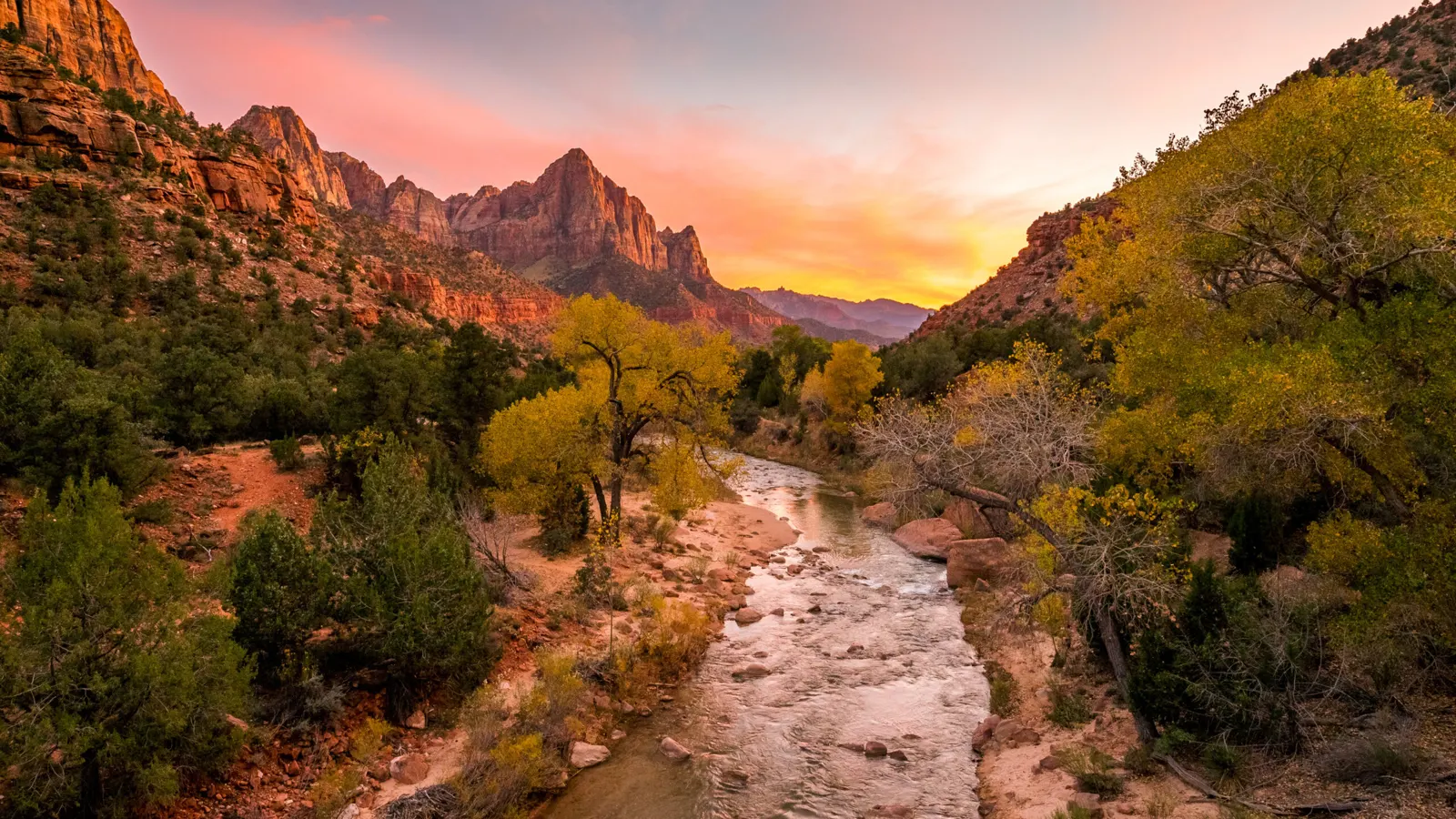 Where to Stay Near Zion National Park: Why Washington, Utah Works